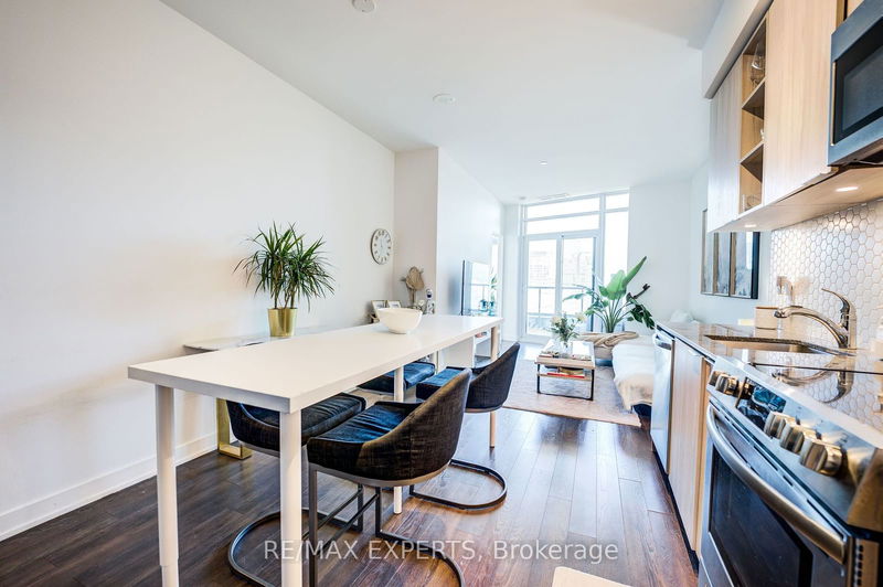 30 Ordnance St, unit 402 for rent - image #1