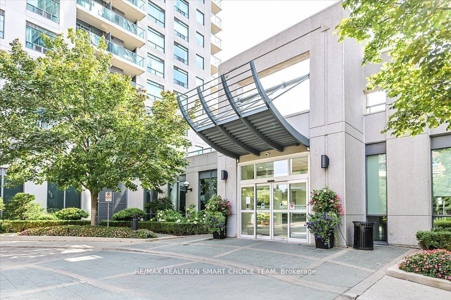 30 Harrison Garden Blvd, unit 2207 for sale - image #2