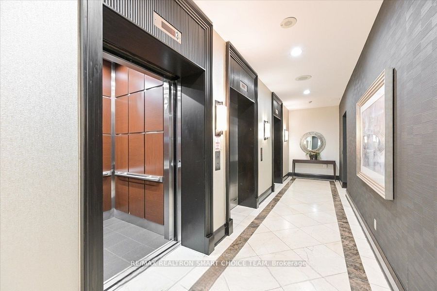 30 Harrison Garden Blvd, unit 2207 for sale - image #4