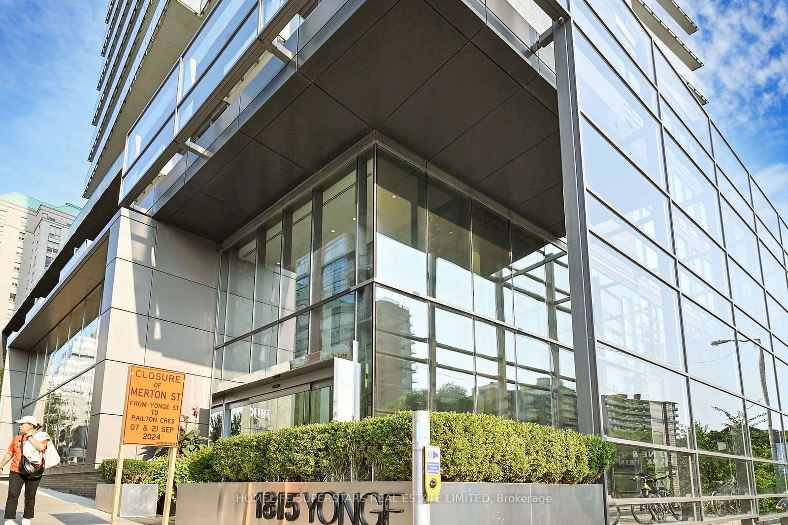 1815 Yonge St, unit 1004 for sale