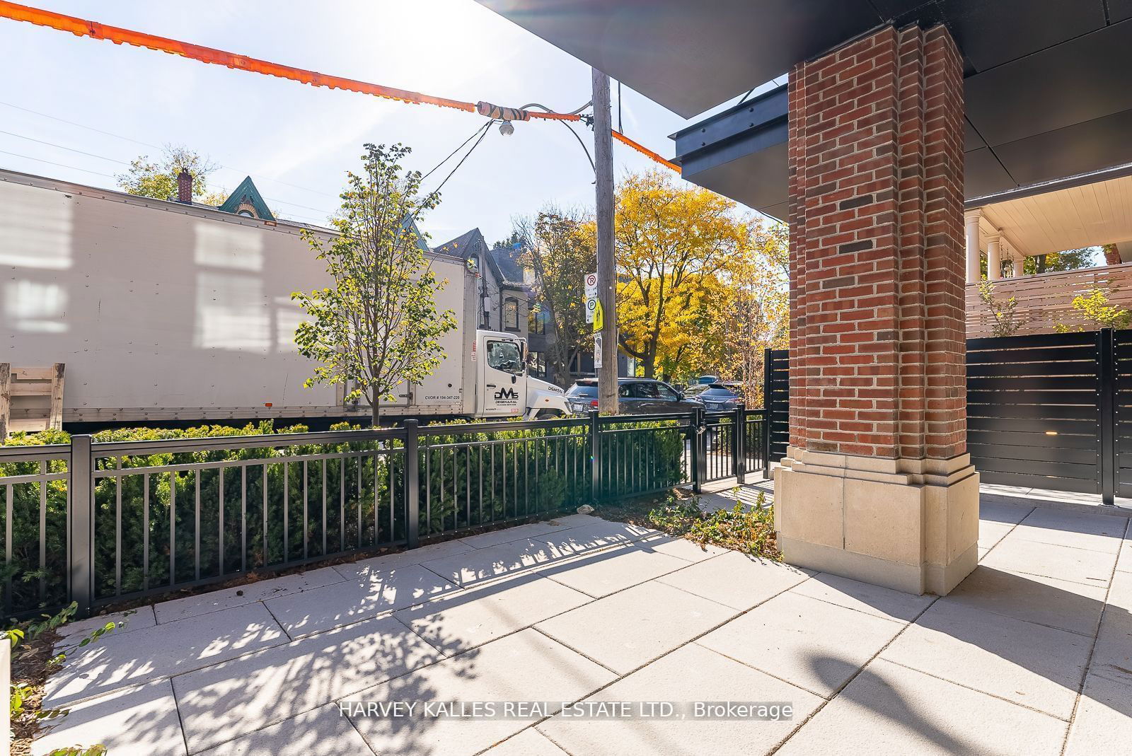 36 Birch Ave, unit 109 for sale - image #5