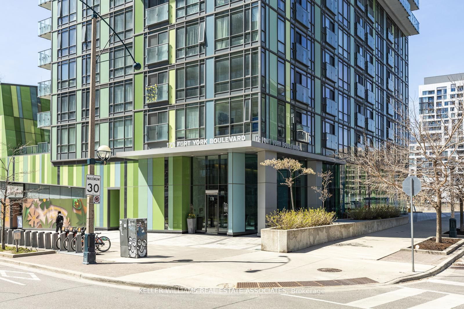 170 Fort York Blvd, unit 2612 for sale - image #3