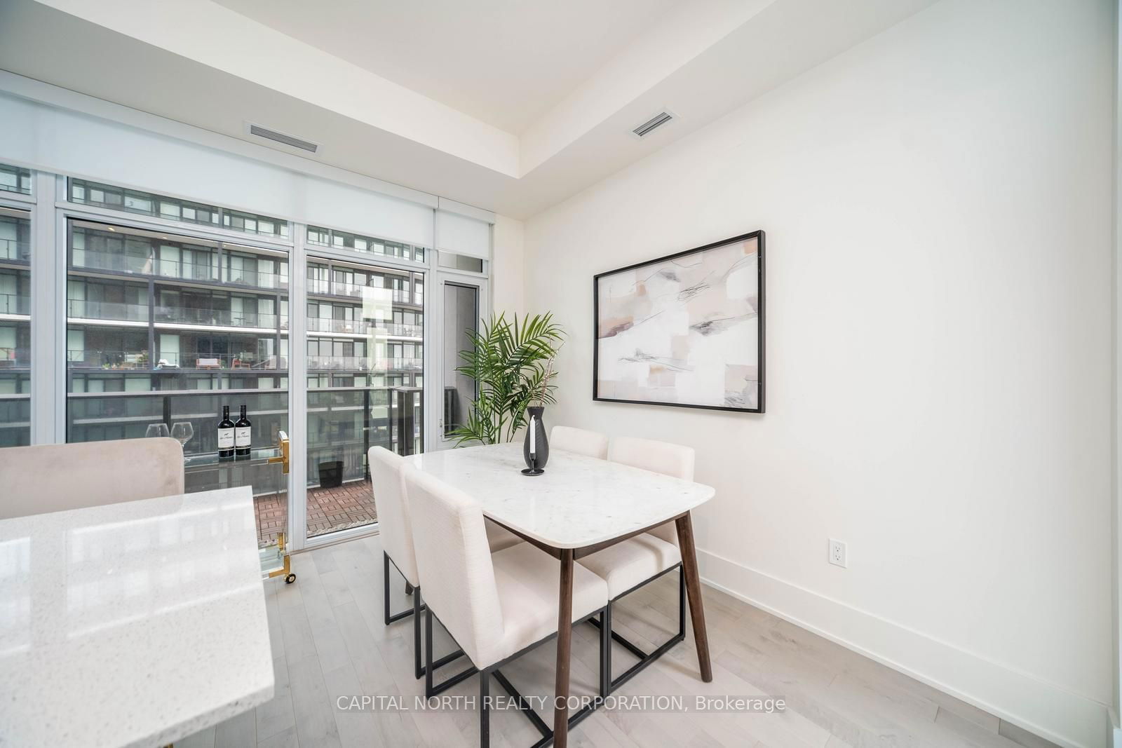 330 Richmond St W, unit 2803 for sale - image #10