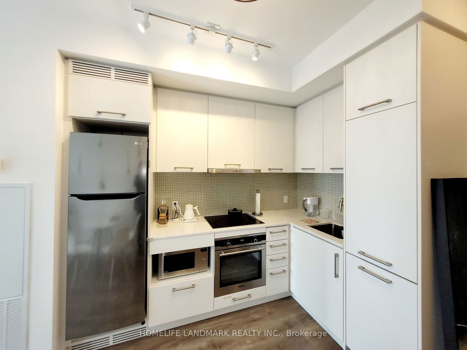 87 Peter St, unit 2916 for rent - image #13