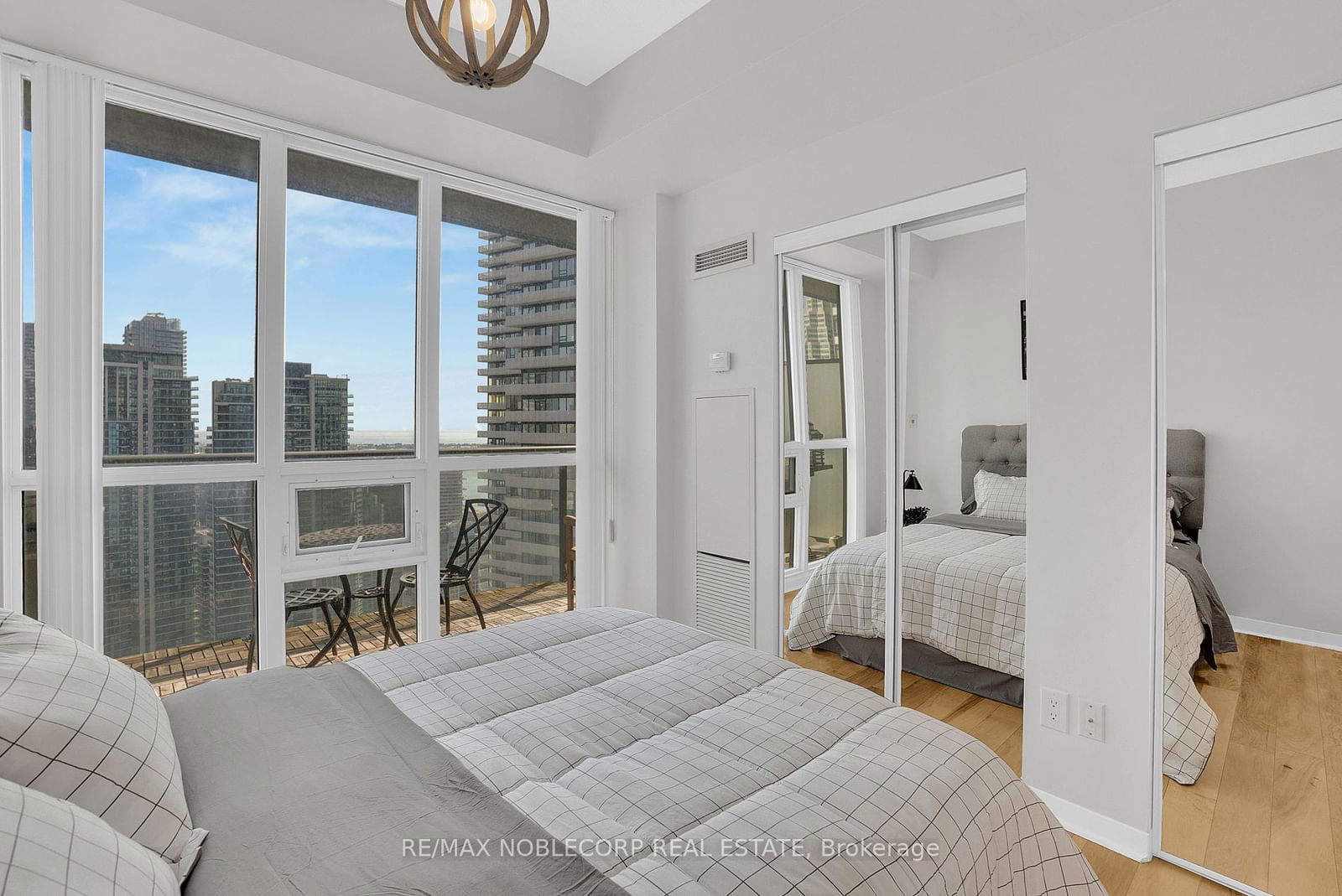 55 Bremner Blvd, unit 4407 for sale - image #18