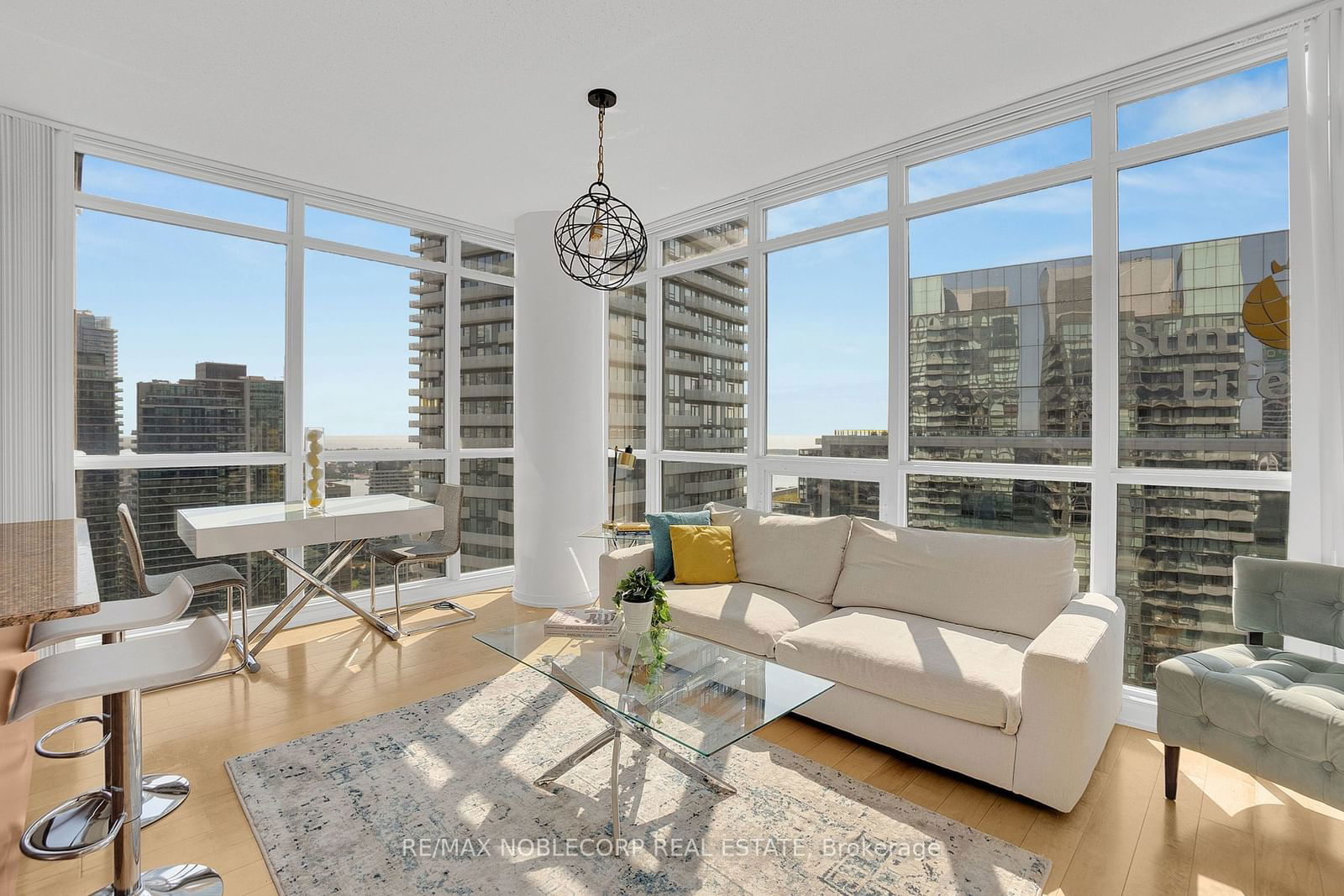 55 Bremner Blvd, unit 4407 for sale - image #2