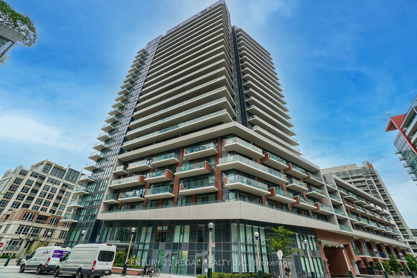 38 Iannuzzi St, unit 2105 for rent - image #2