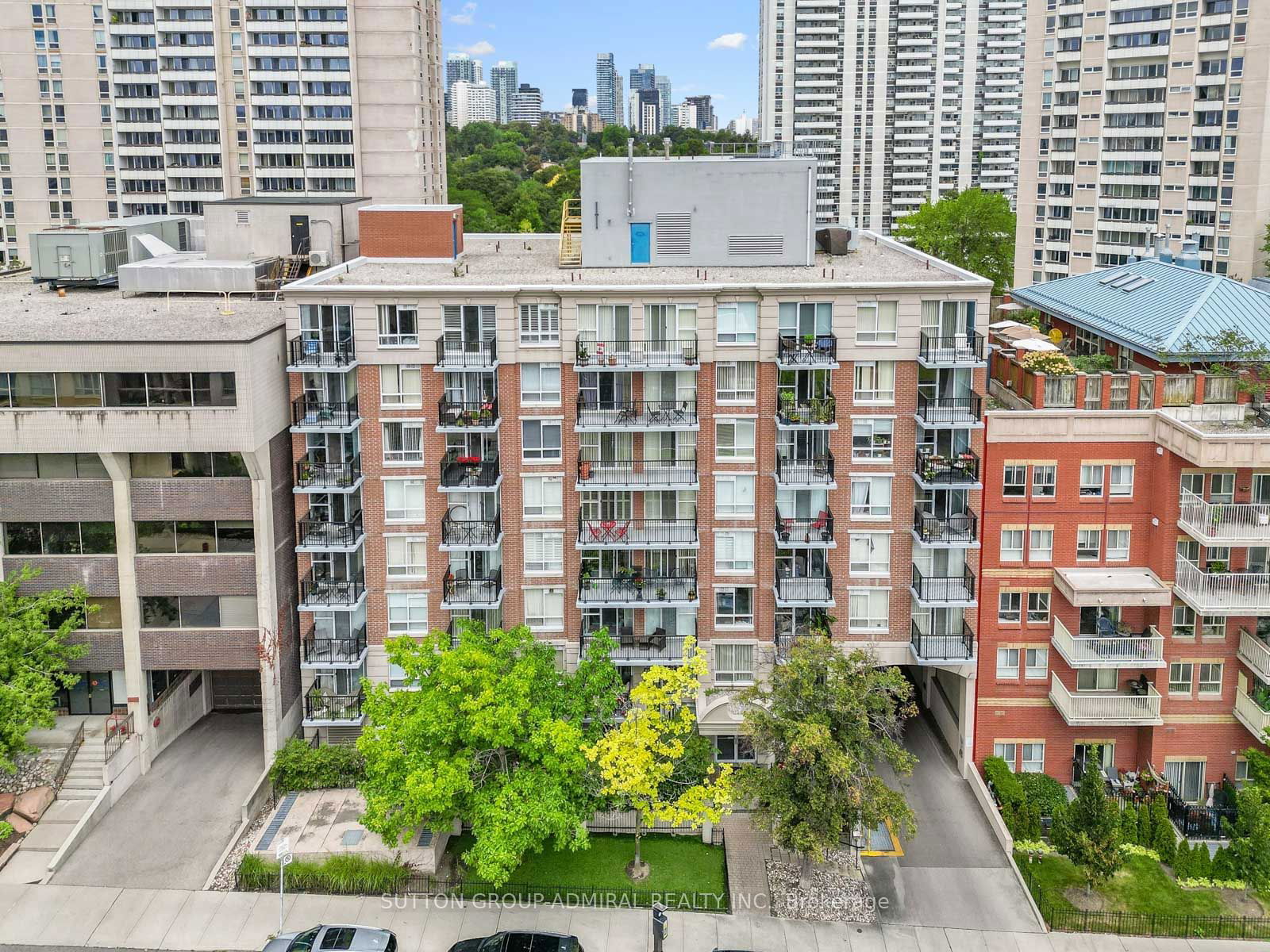 260 Merton St, unit 907 for sale - image #24