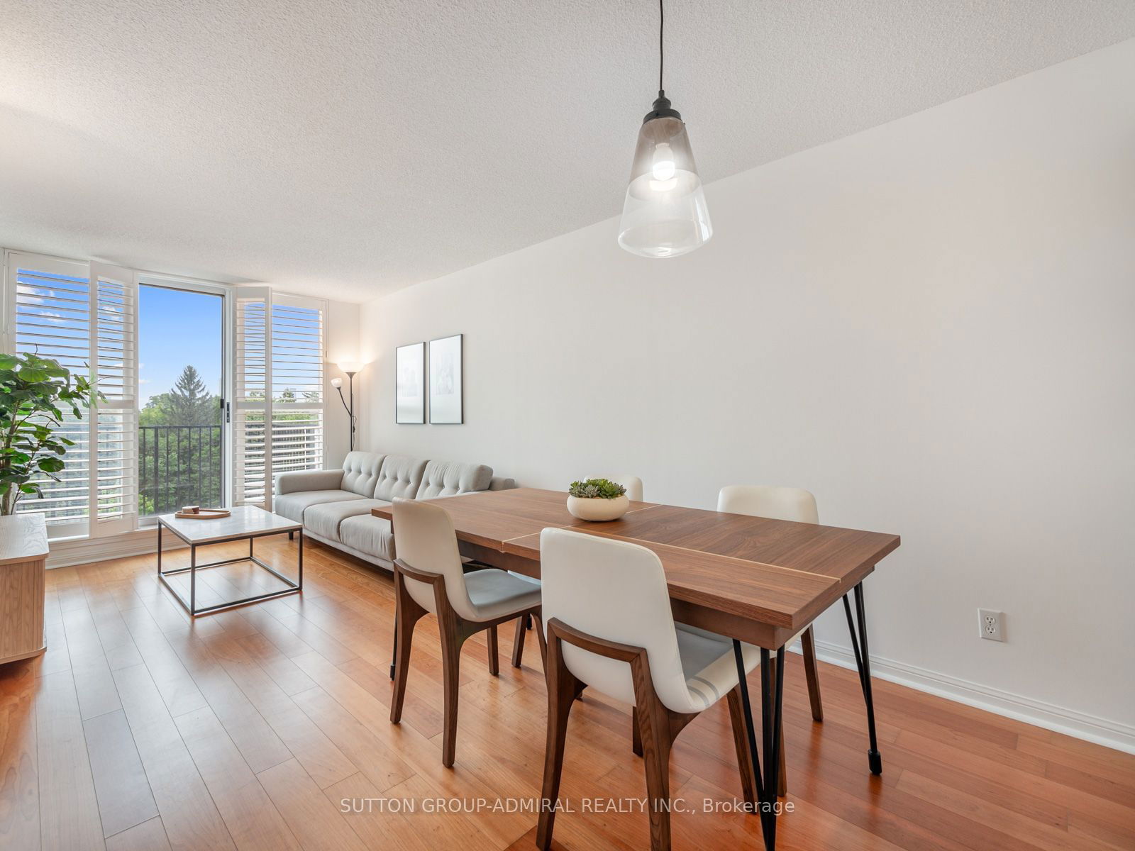 260 Merton St, unit 907 for sale - image #5