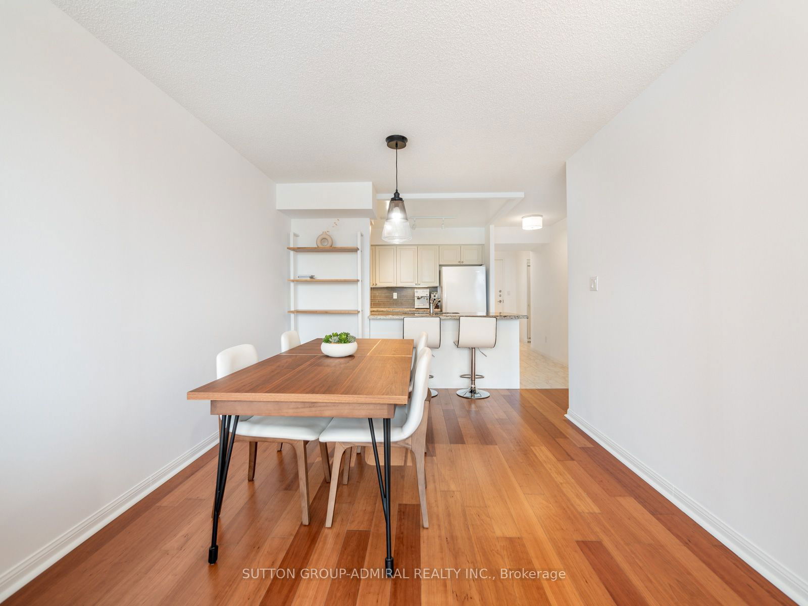 260 Merton St, unit 907 for sale - image #7