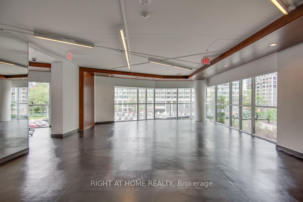 352 Front St W, unit 1919 for rent - image #33