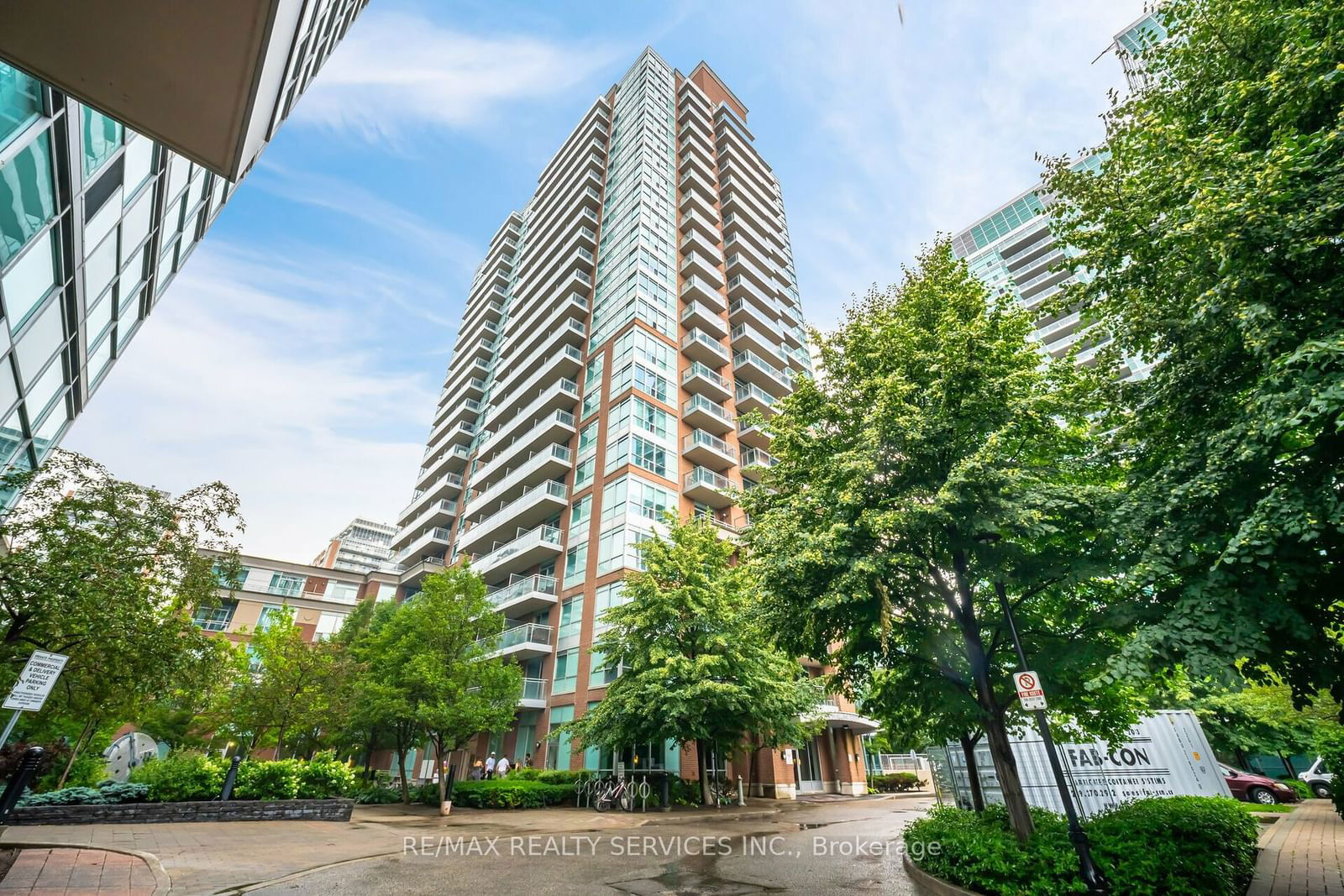 50 Lynn Williams St, unit 2108 for sale - image #1