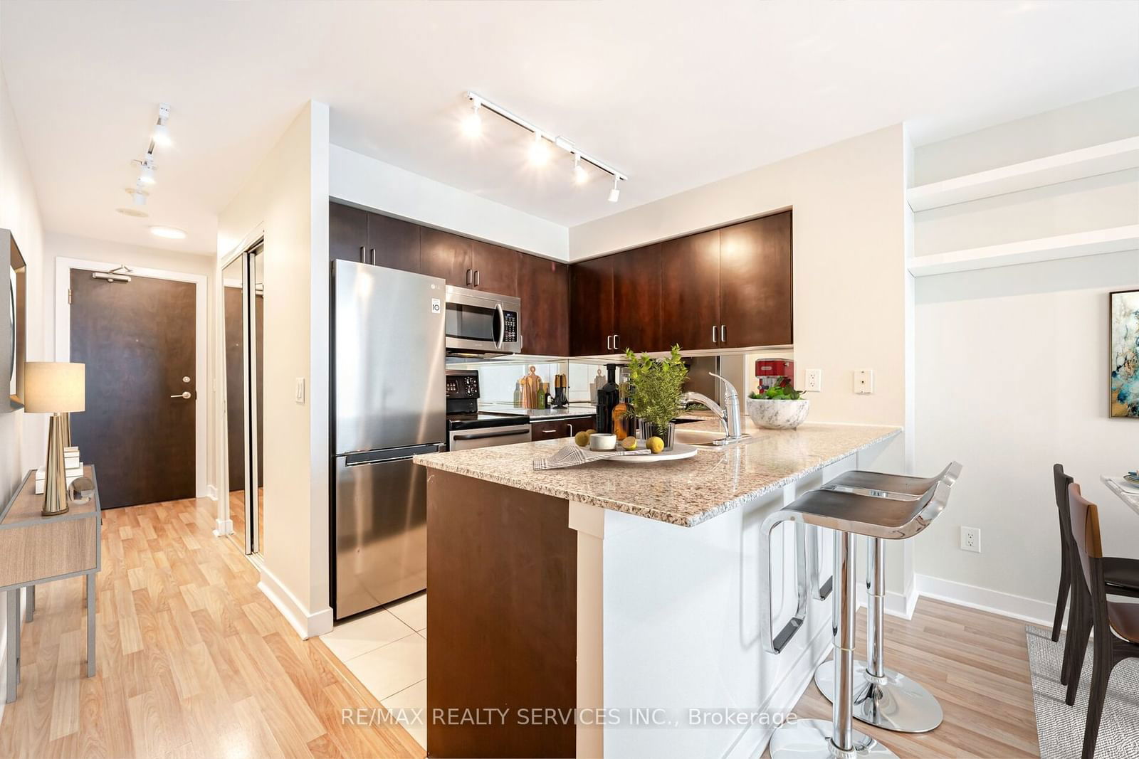 50 Lynn Williams St, unit 2108 for sale - image #6