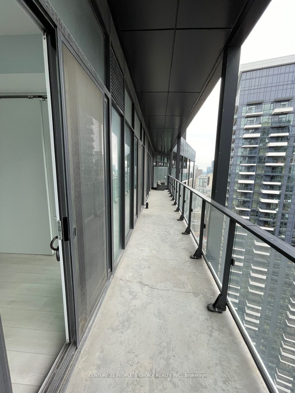 125 Peter St, unit 3612 for rent