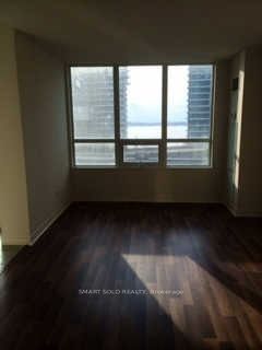 19 Grand Trunk Cres, unit 1610 for rent