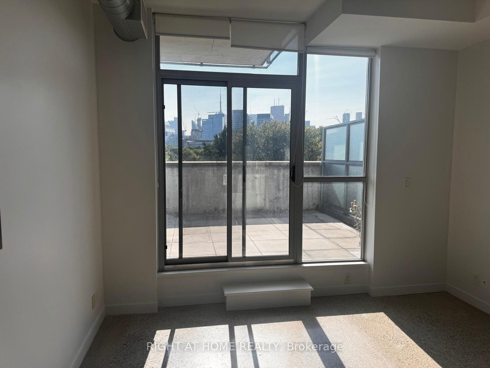 510 King St E, unit 406 for rent