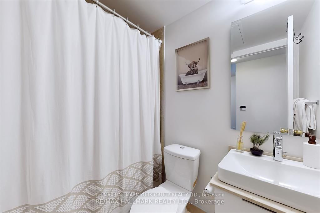 14 York St, unit 3610 for rent - image #8