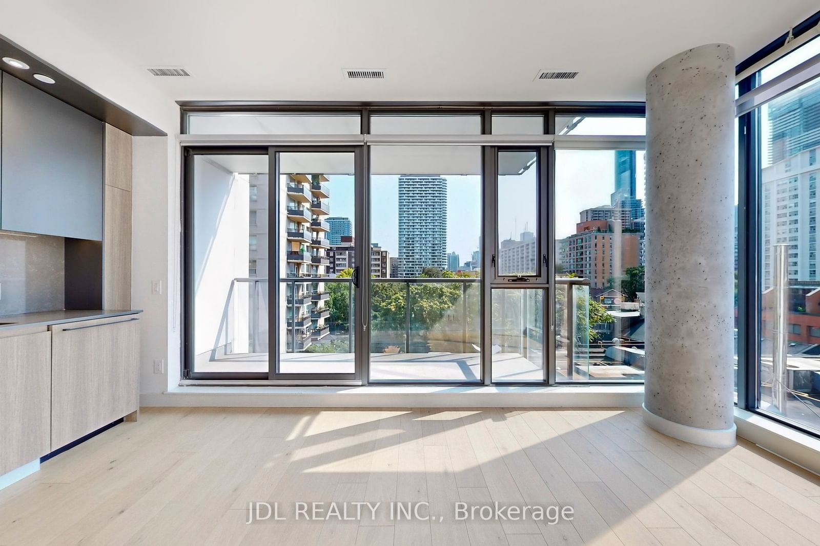 81 Wellesley St E, unit 403 for sale - image #3