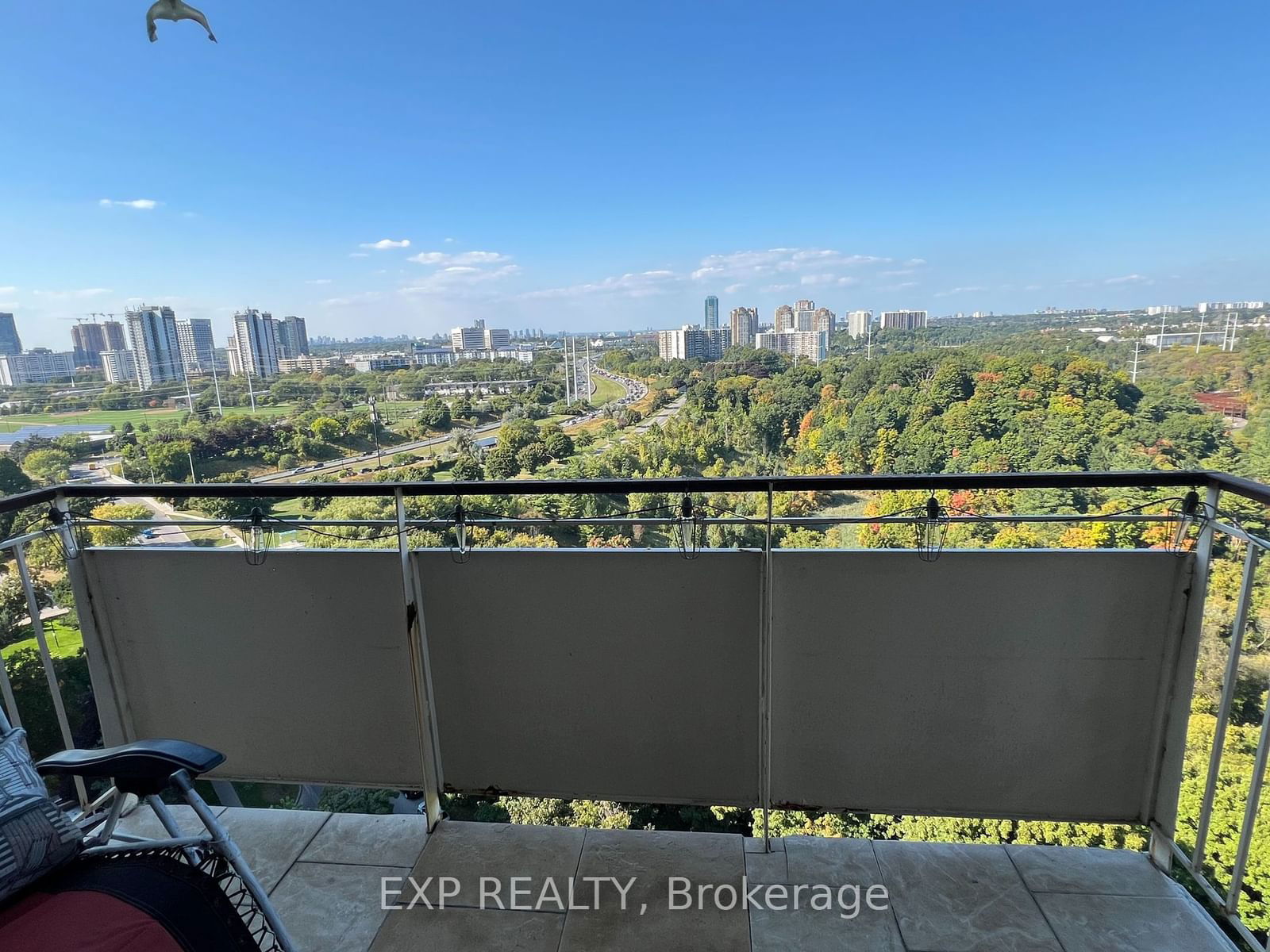 60 Pavane Linkway, unit 1914 for rent - image #7