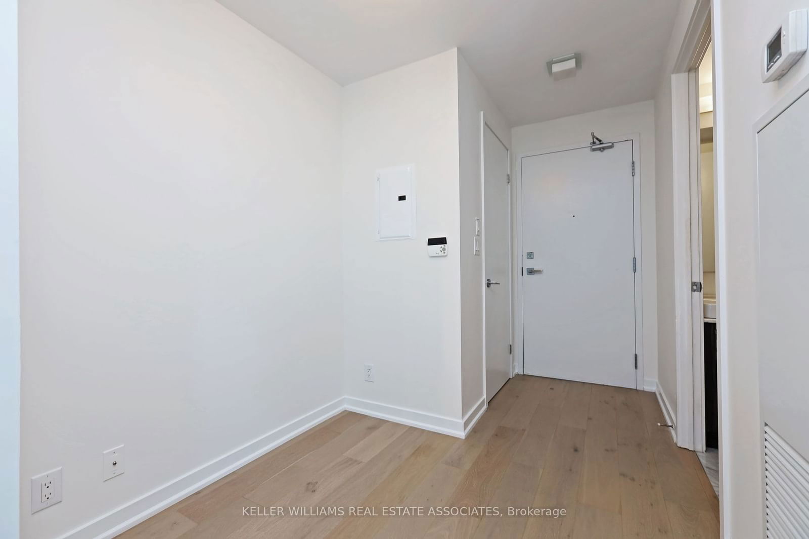 12 York St, unit 1706 for rent - image #19