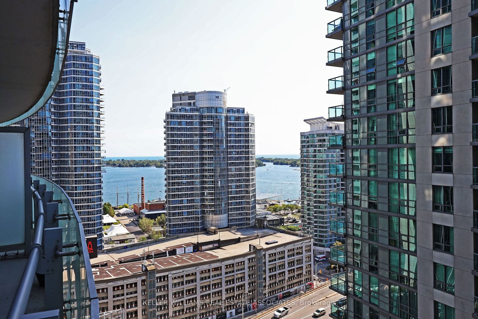 12 York St, unit 1706 for rent - image #35