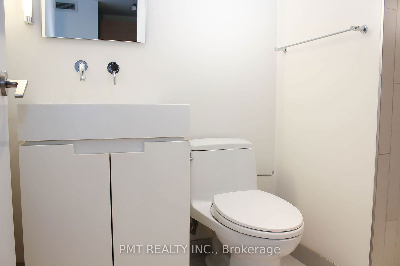 25 Oxley St, unit 605 for rent - image #8