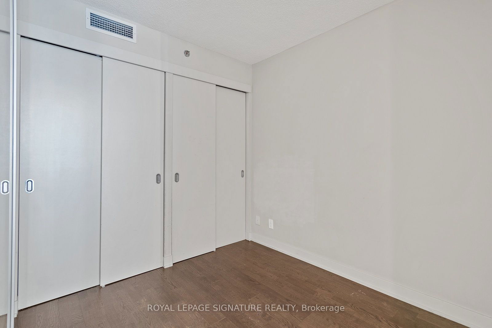 21 Nelson St, unit 414 for rent - image #6