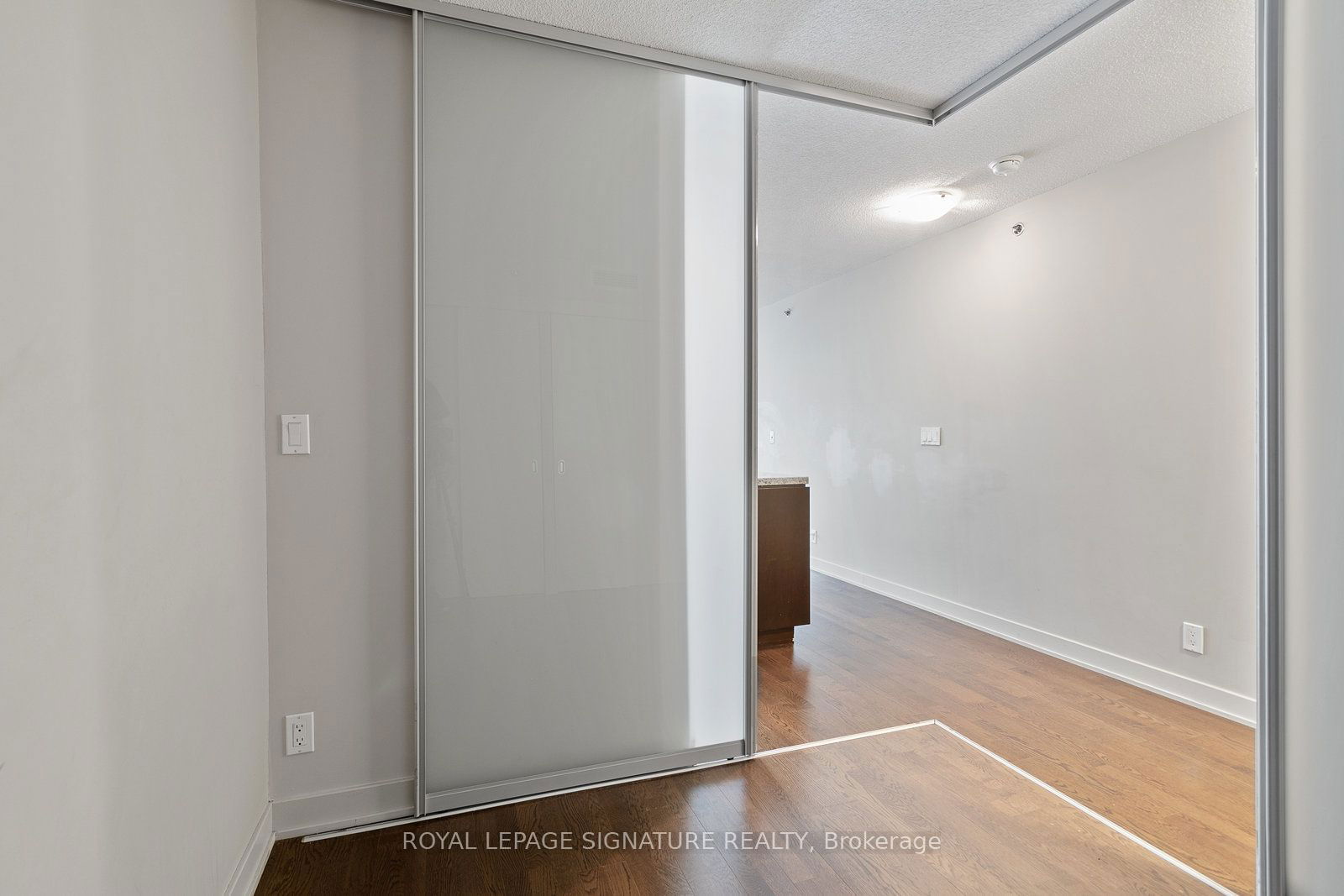 21 Nelson St, unit 414 for rent - image #7