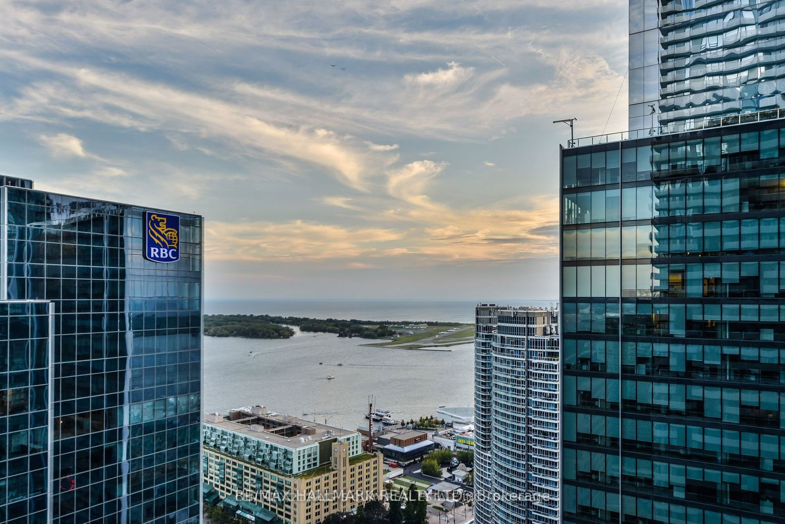 88 Harbour St, unit 4111 for rent - image #9