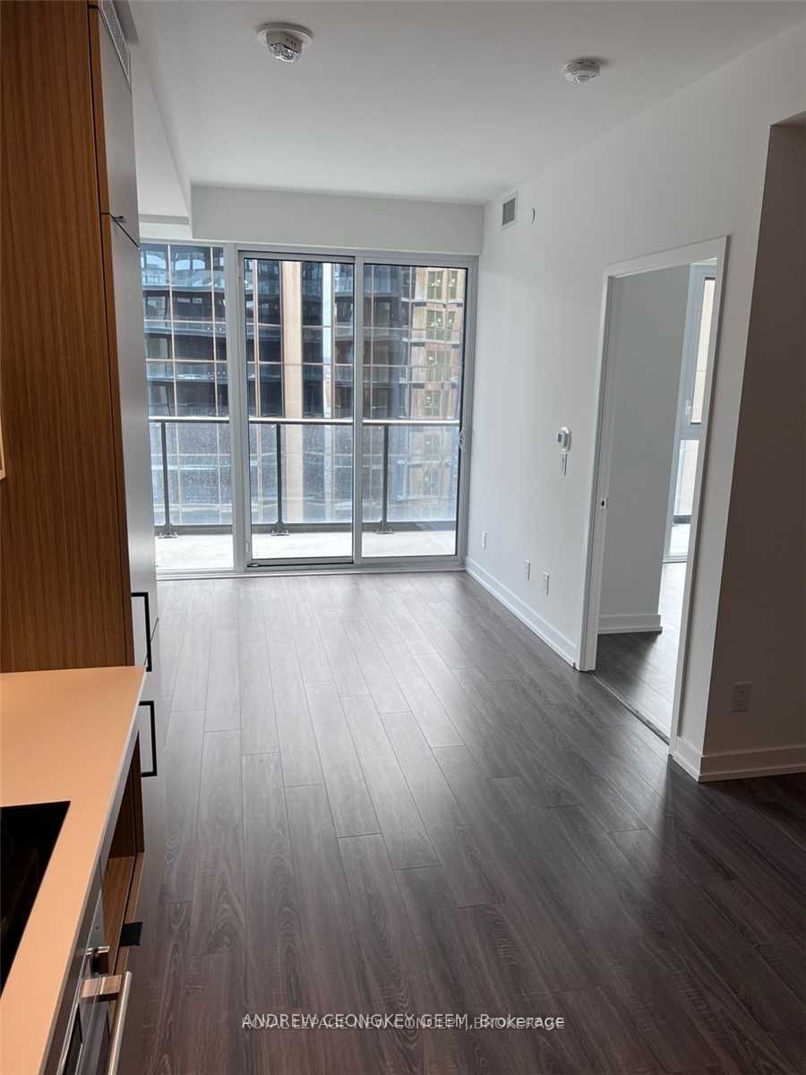 20 Edward St, unit 1406 for rent - image #5