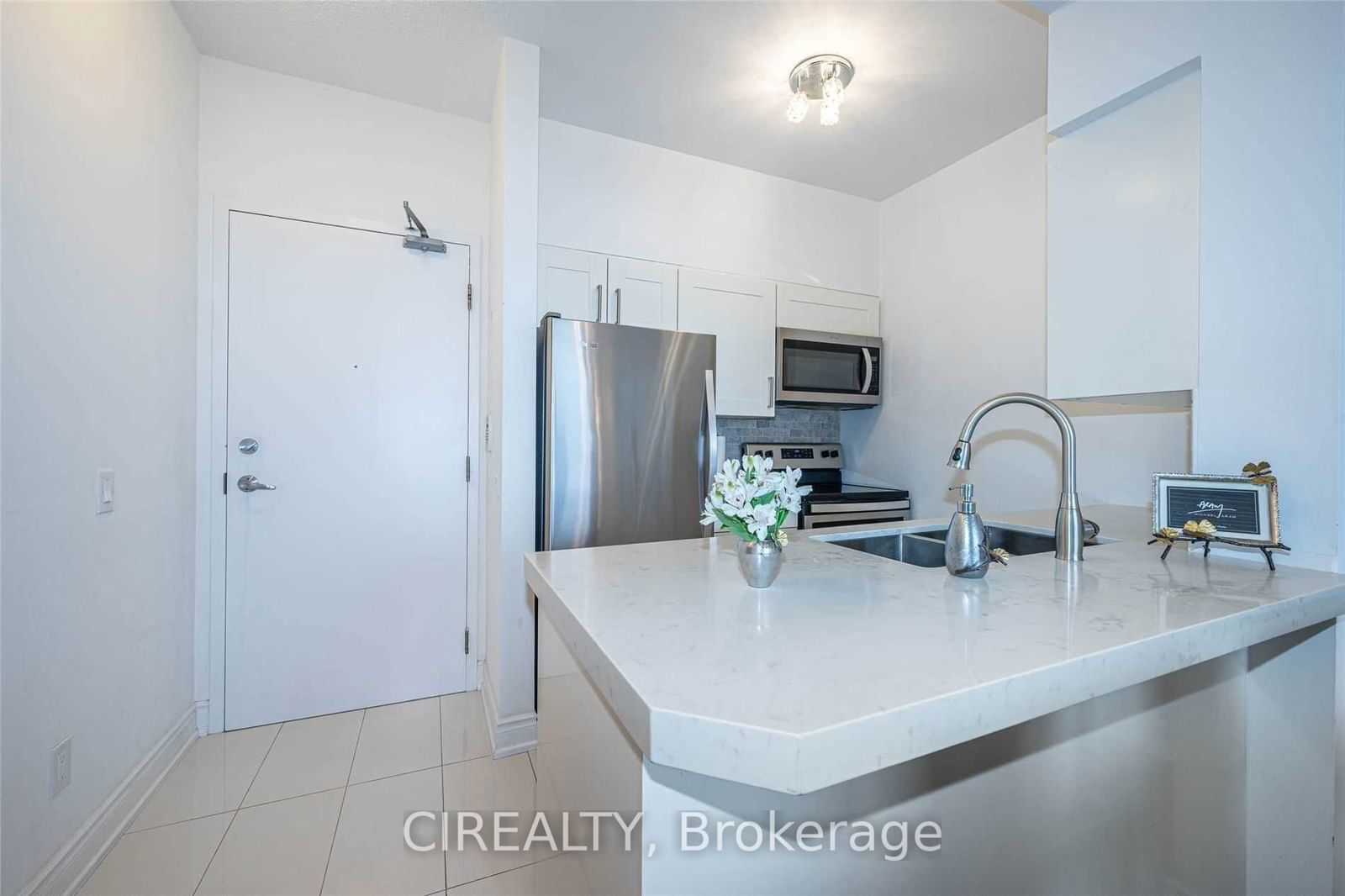 155 Beecroft Rd, unit Ph108 for rent - image #2