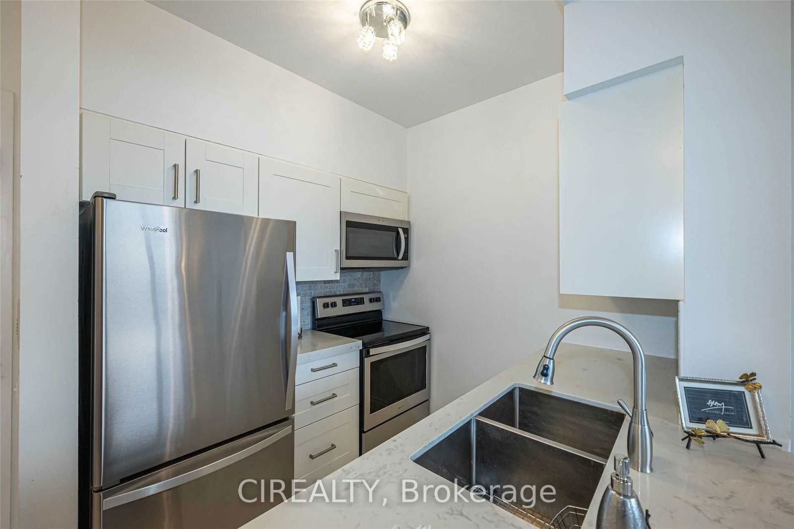 155 Beecroft Rd, unit Ph108 for rent - image #4