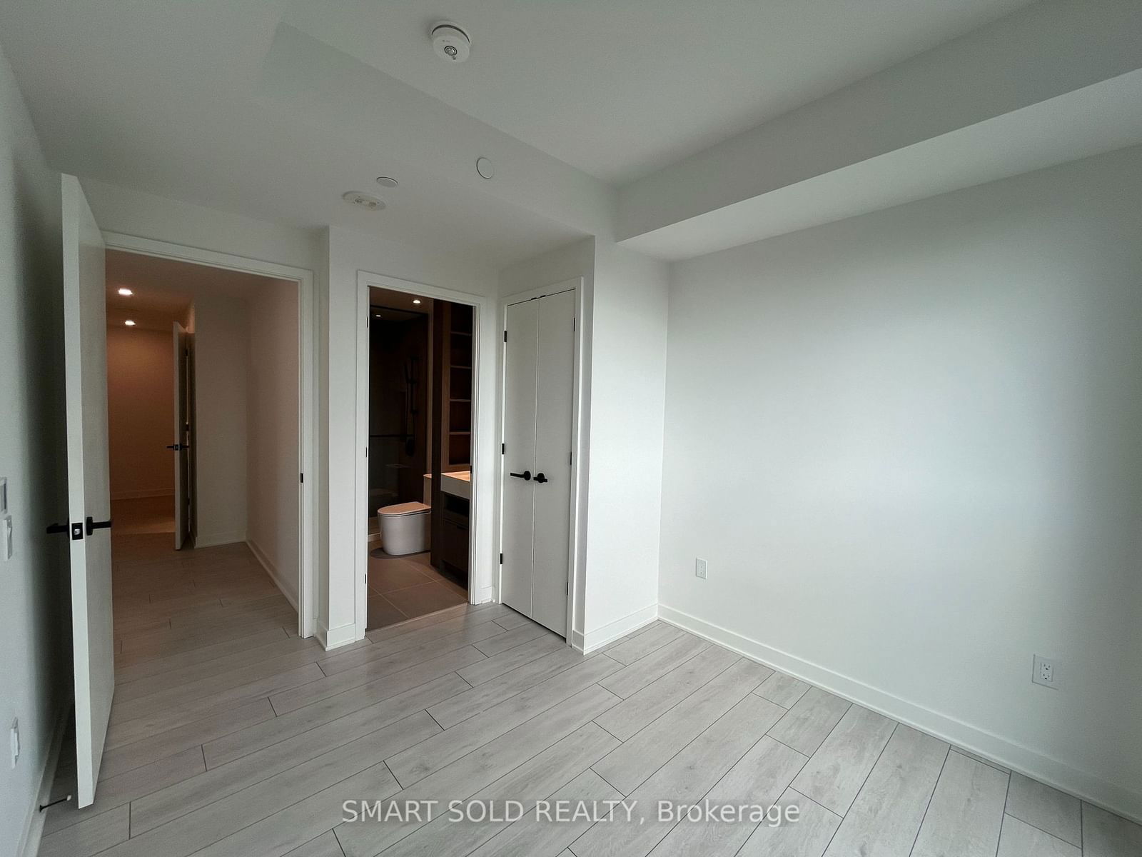 55 Charles St E, unit 2303 for rent - image #13