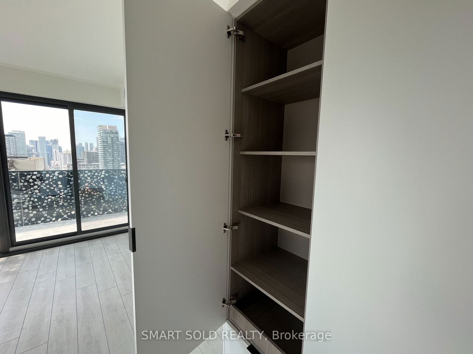 55 Charles St E, unit 2303 for rent - image #9