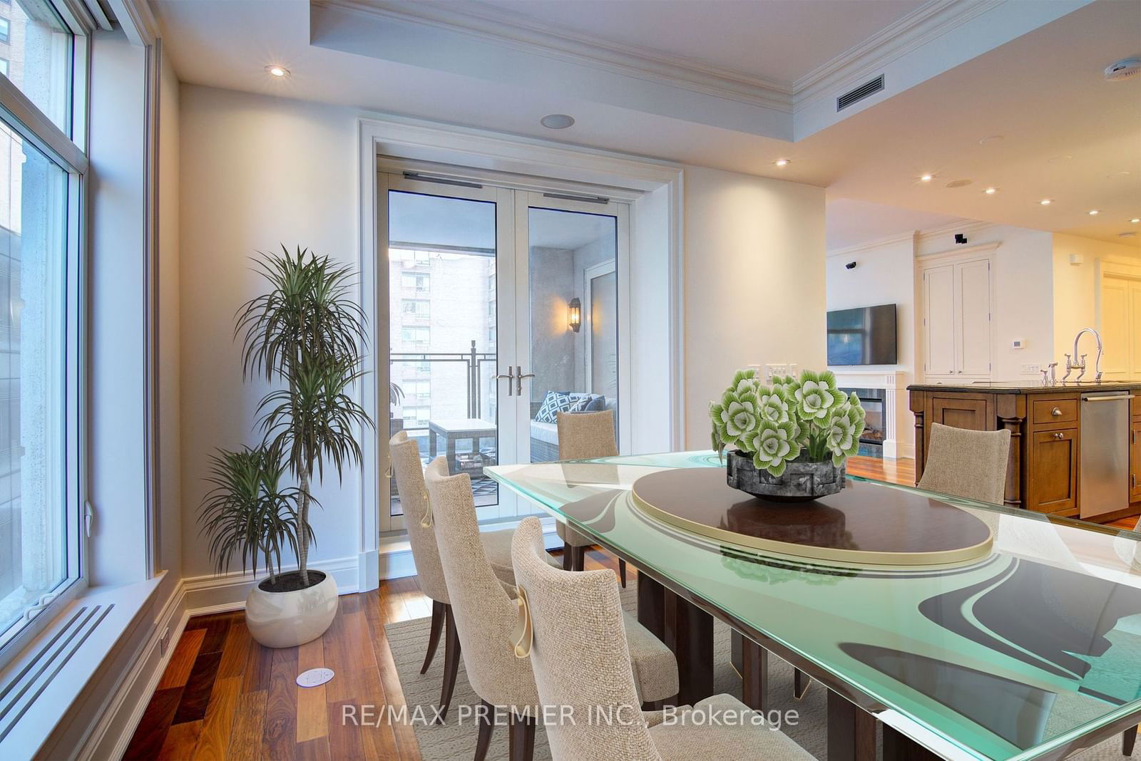 1 St Thomas St, unit 8D for sale - image #15