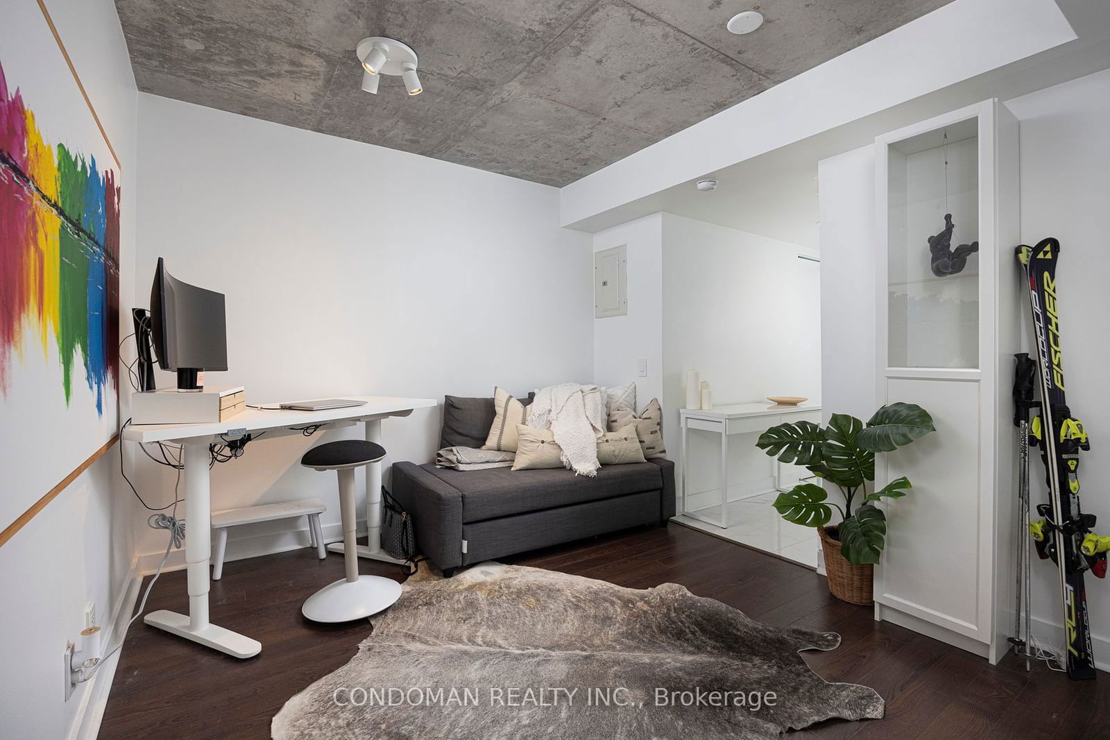 373 Front St W, unit 305 for sale - image #9