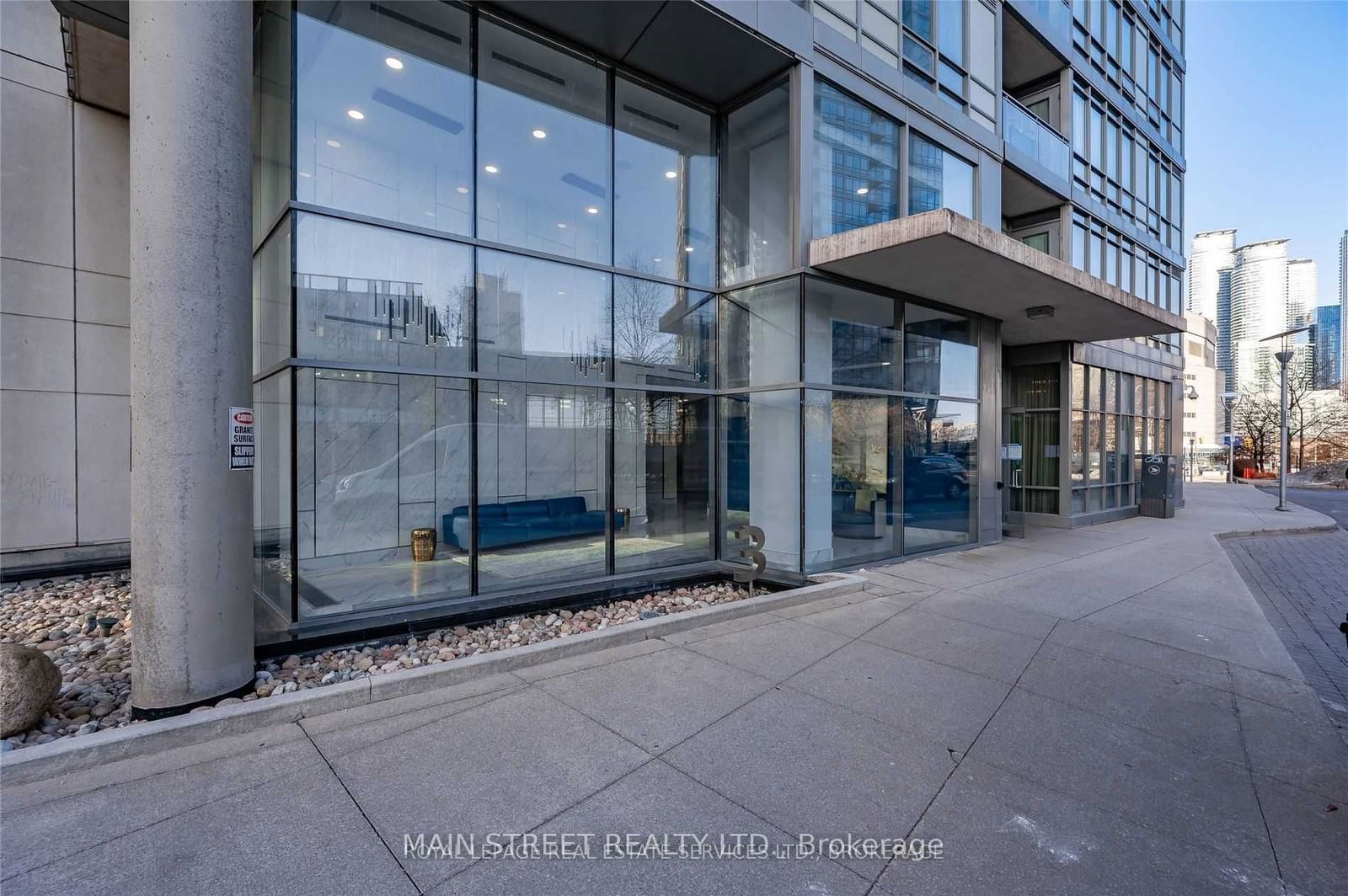 3 Navy Wharf Crt, unit 803 for sale - image #2