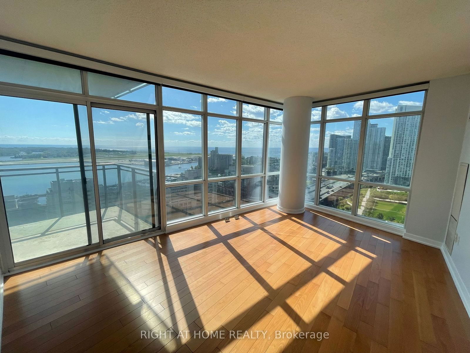 11 Brunel Crt, unit 2615 for rent - image #6