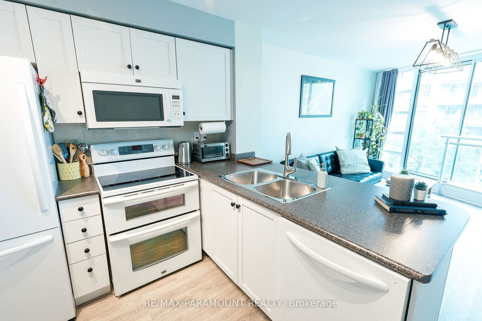 650 Queens Quay W, unit 619 for sale - image #5