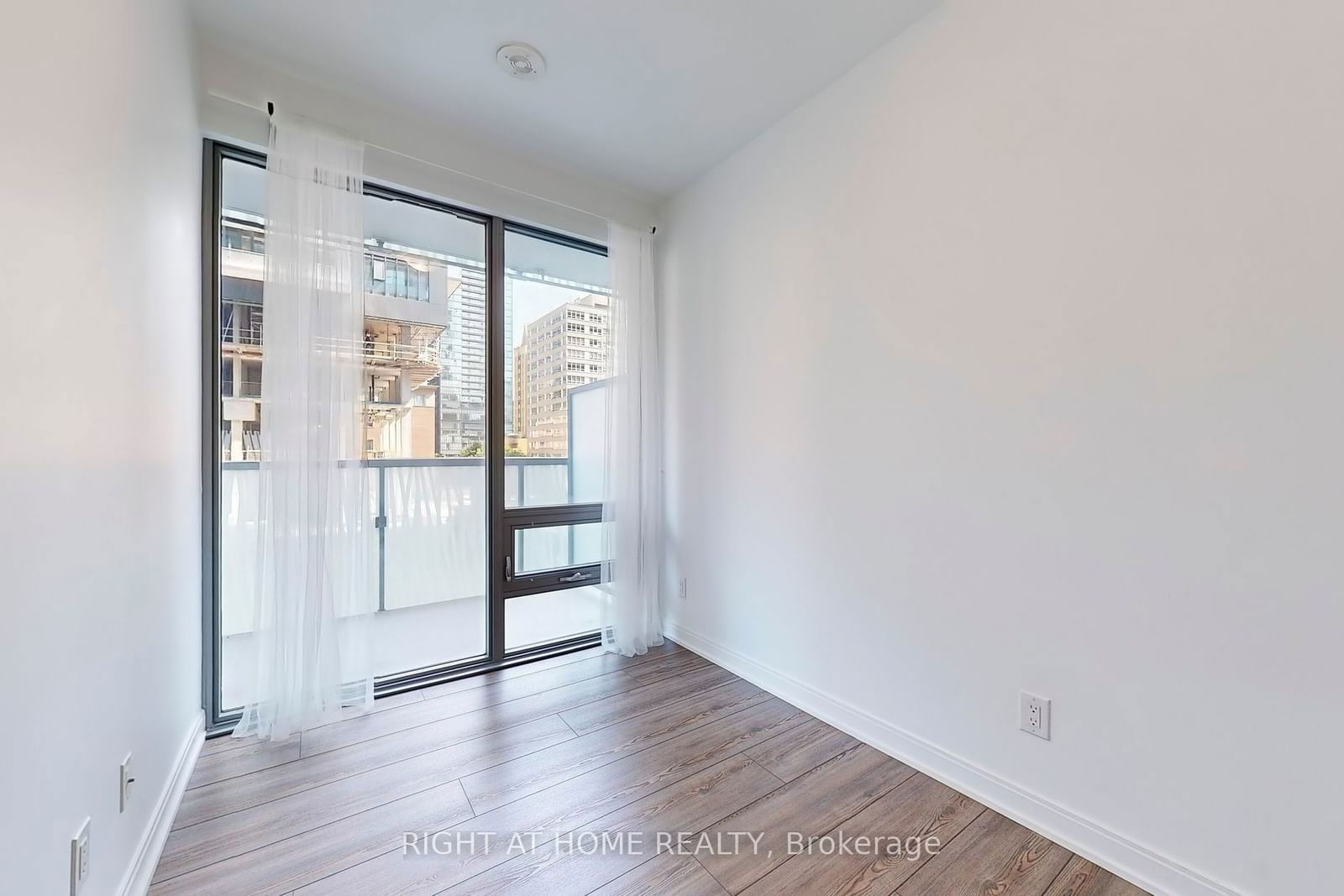 50 Charles St, unit 401 for rent - image #12