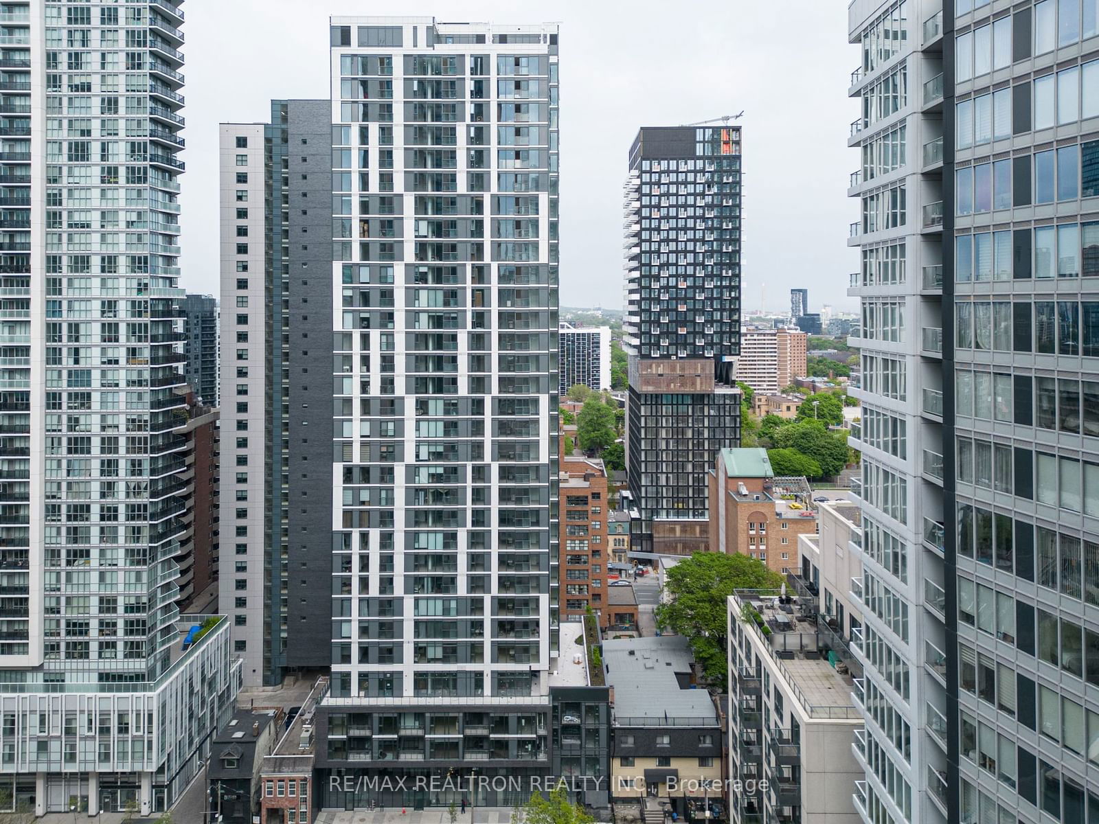 65 Mutual St, unit 3008 for sale - image #1