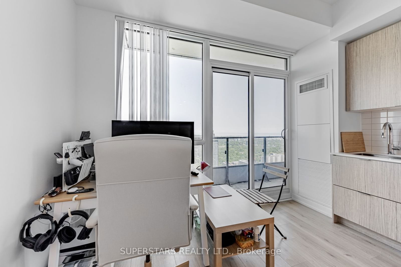 395 Bloor St E, unit 4508 for sale