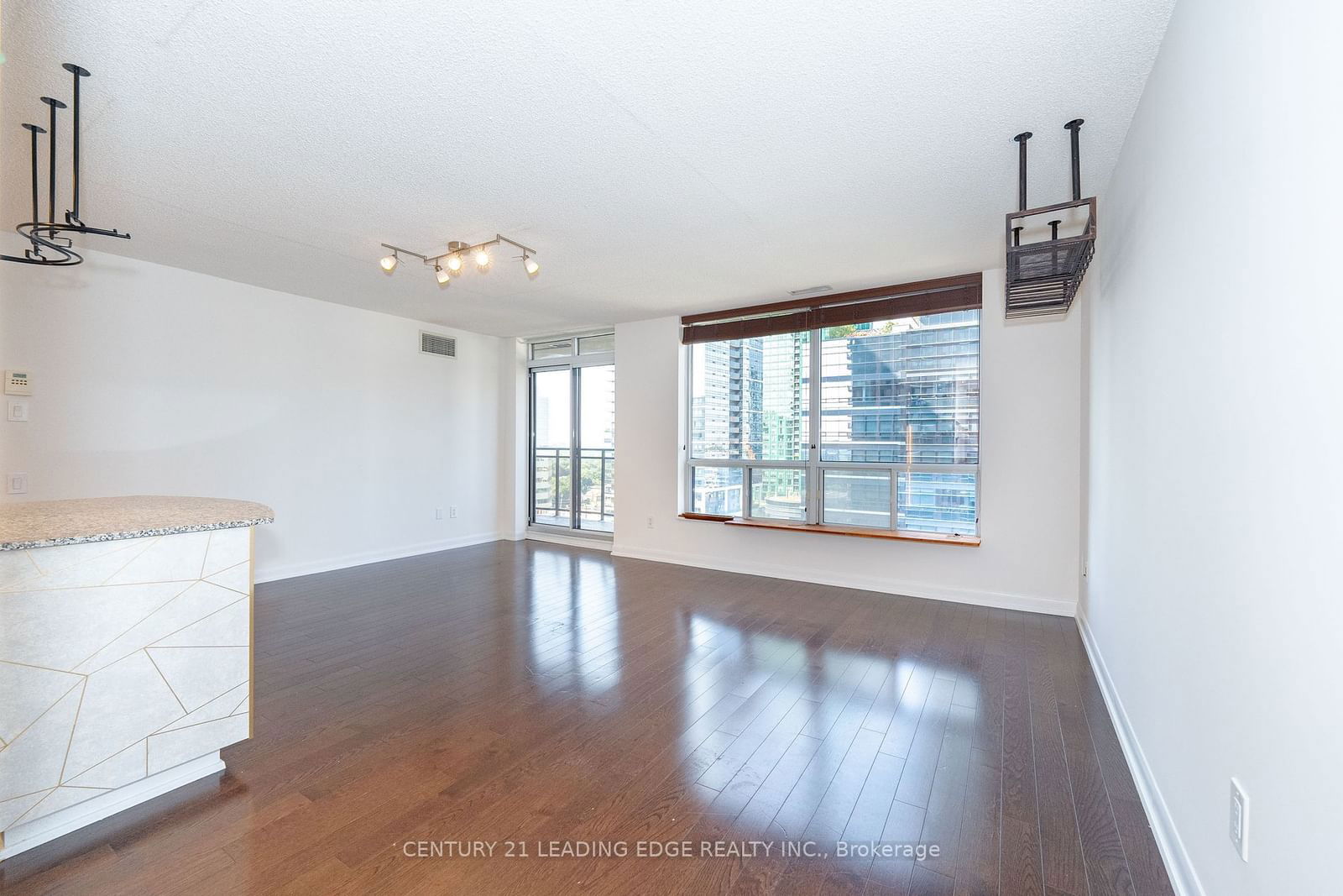 33 Sheppard Ave E, unit 1906 for sale - image #16