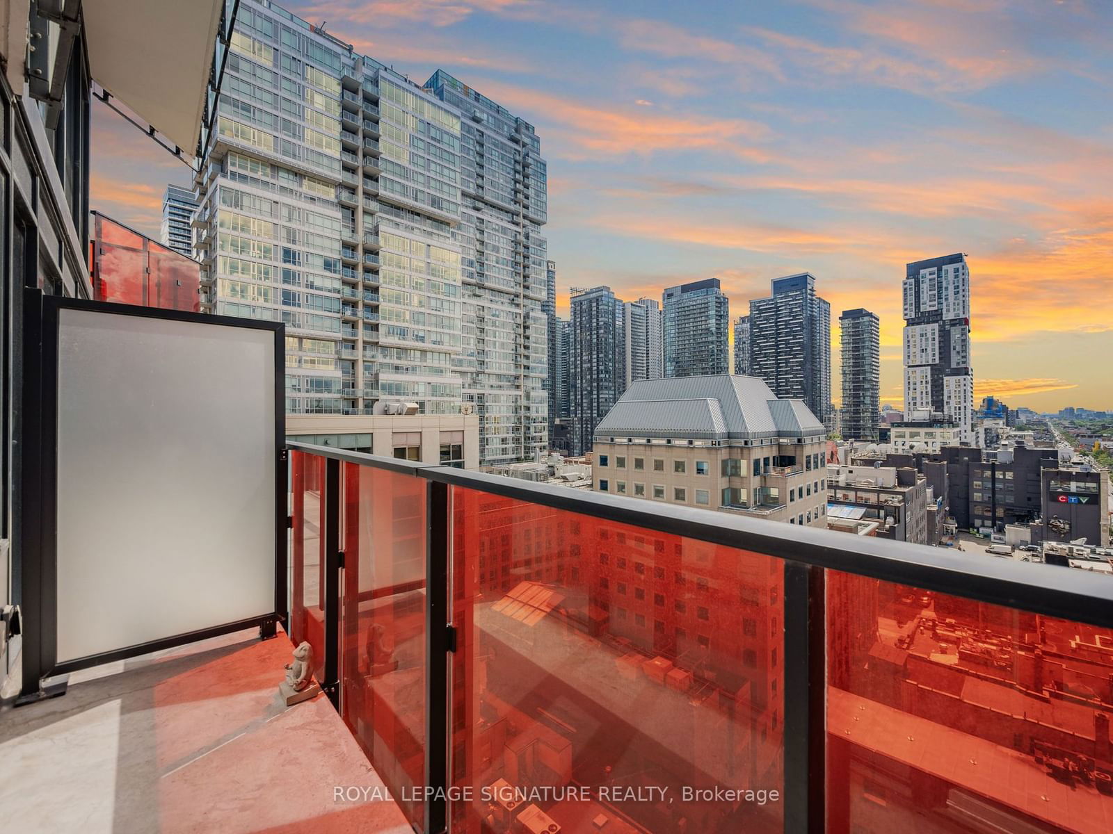 215 Queen St W, unit 1302 for sale - image #30