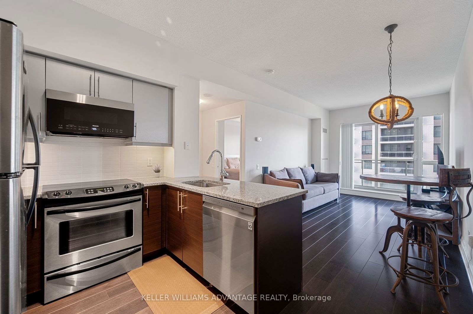 83 Redpath Ave, unit 706 for sale - image #4