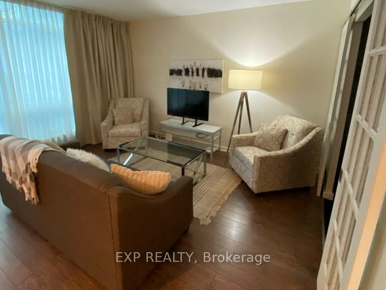 350 Wellington St, unit M31 for rent - image #4