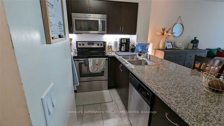 19 Grand Trunk Cres, unit 3005 for rent - image #7