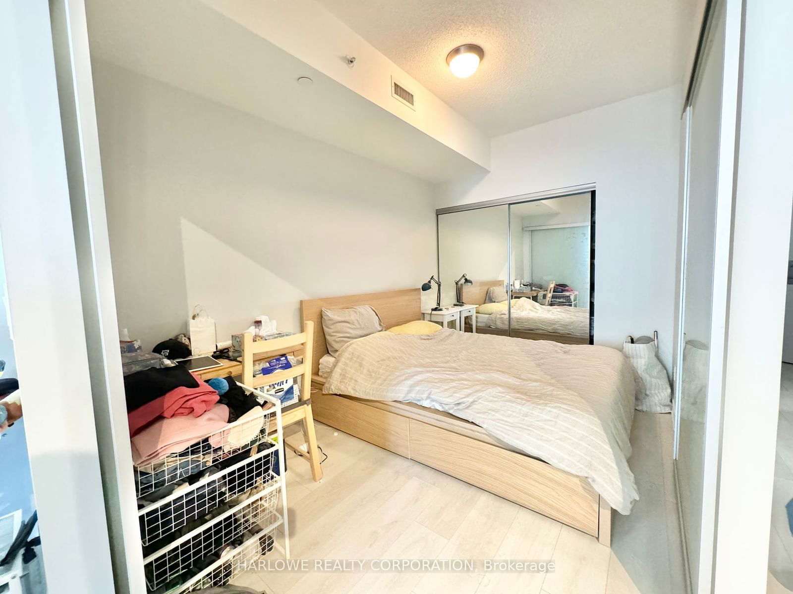 51 East Liberty St, unit 1515 for rent - image #3