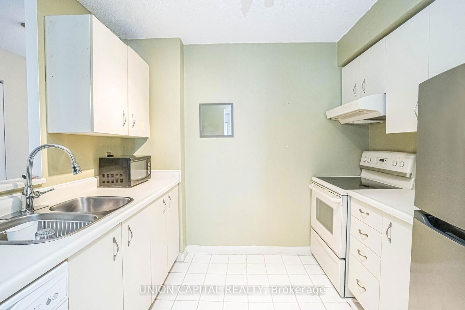 25 Grenville St, unit 705 for sale - image #8