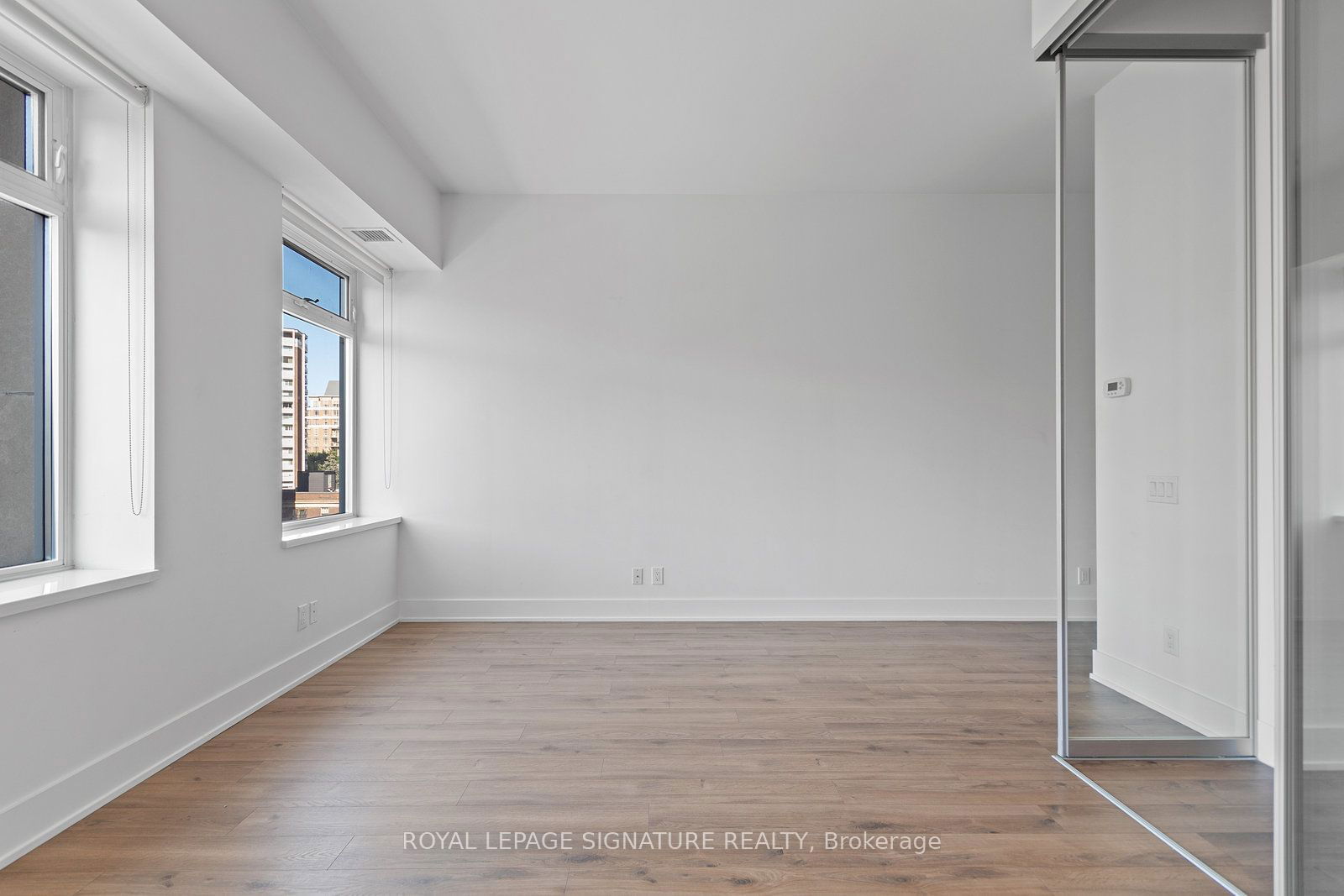 111 St Clair Ave W, unit 501 for rent - image #18